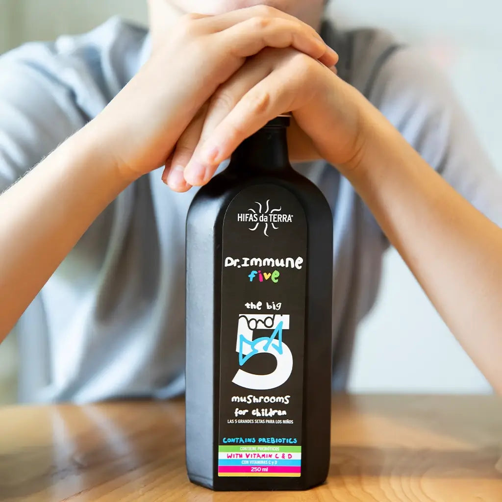 Sirop Dr. Immune Five pour les défenses immunitaires, qui contient des prébiotiques et des vitamines D et C