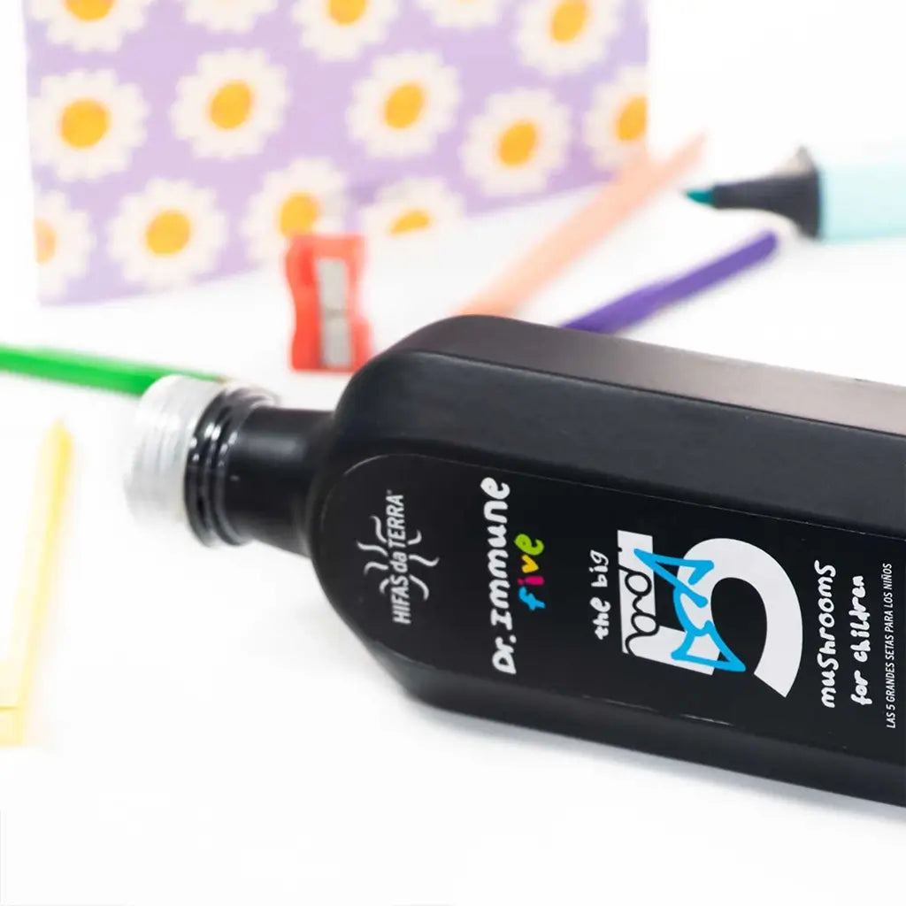 Sirop Dr. Immune Five pour les défenses immunitaires, qui contient des prébiotiques et des vitamines D et C